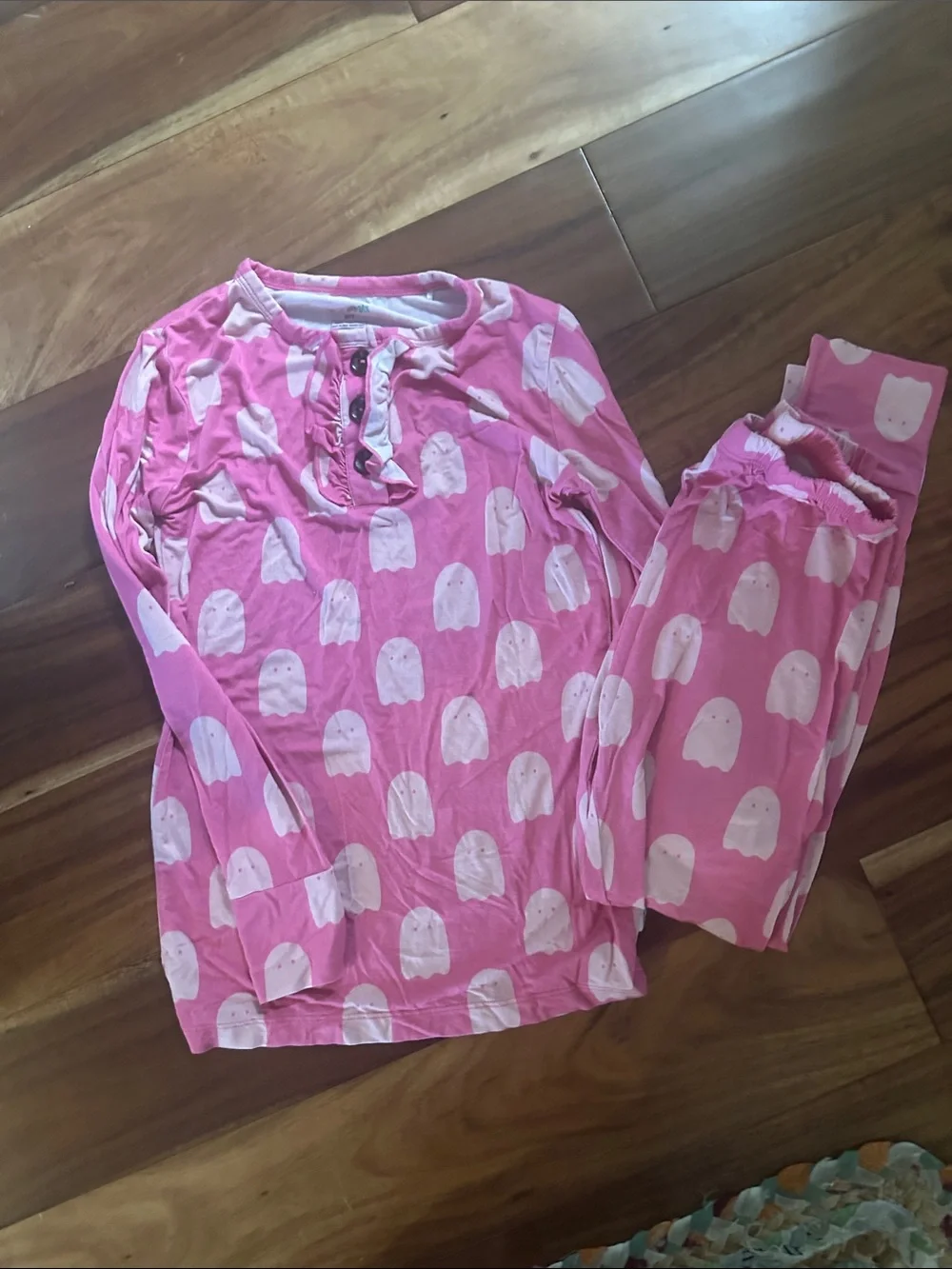 Girls' Pink Ghost Print Pajama Set - Long Sleeve Top & Pants